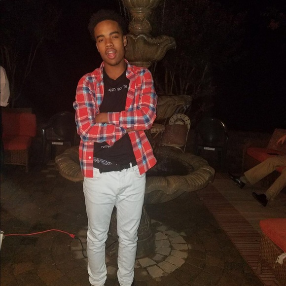francismwaura03